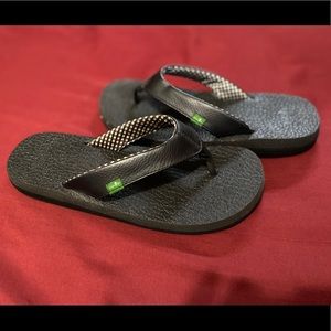 Sanuk Sandals